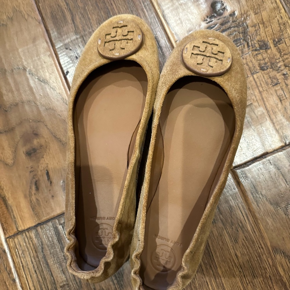 Brand New- Tory Burch Minnie Travel Suede logo flat
